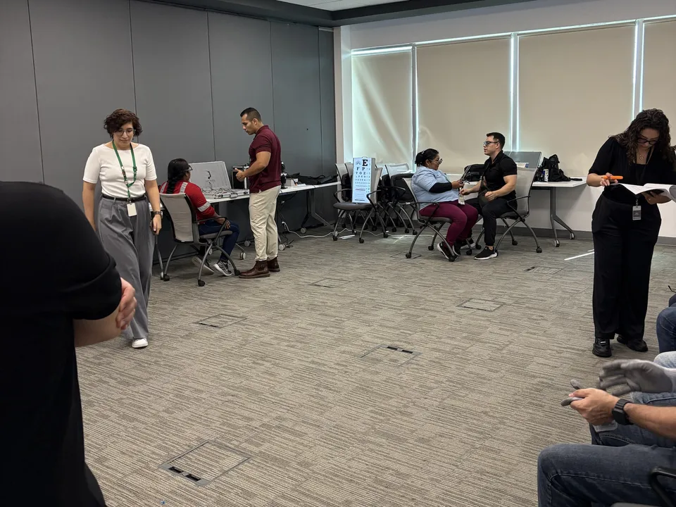 Jornada de salud visual organizada por área y turno